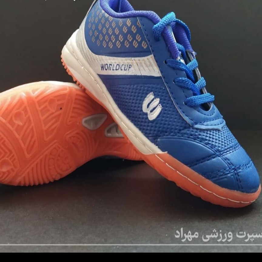 کفش فوتسالی سایز 31قیمت 180با ارسال رایگان
