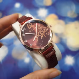 ساعت زنانه والار طراحی خاص