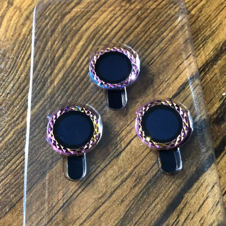 محافظ لنز اپل