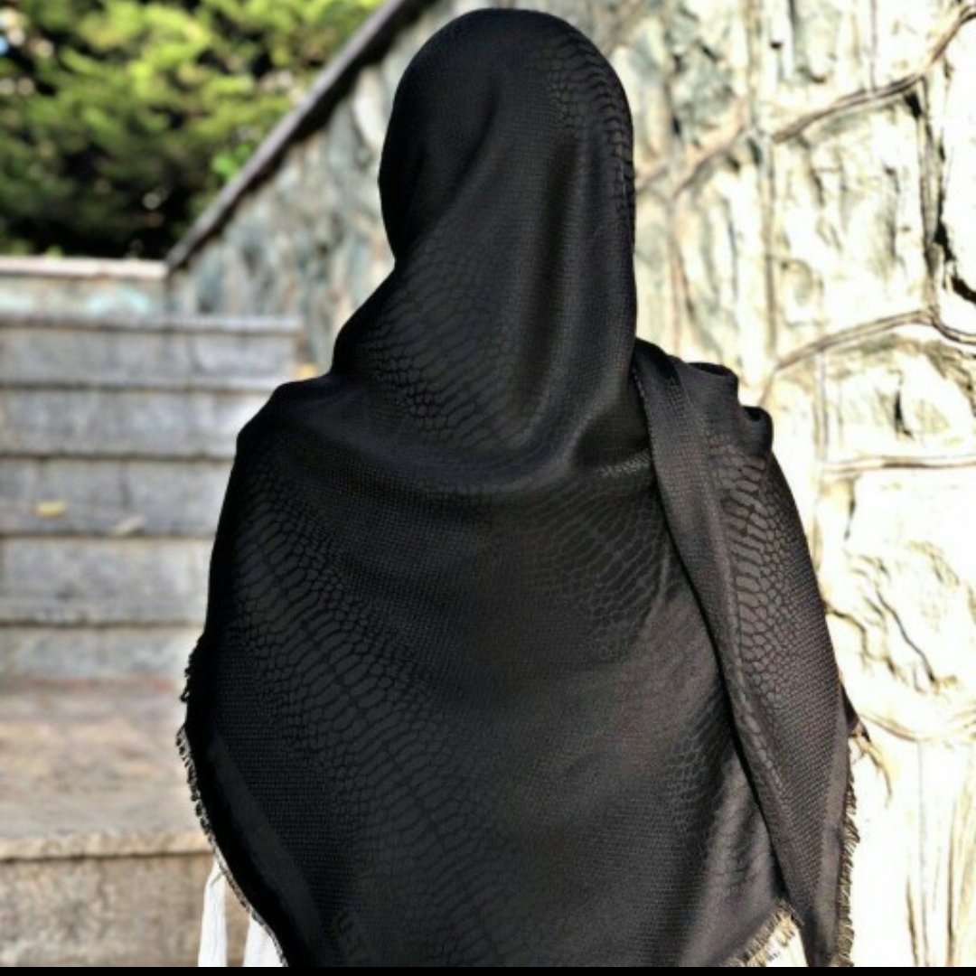 روسری پوست ماری