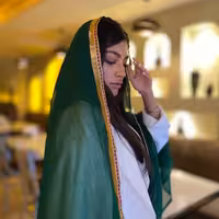 شال حریر کریشه ساده و خرج کار دارای 9 رنگ زیبا