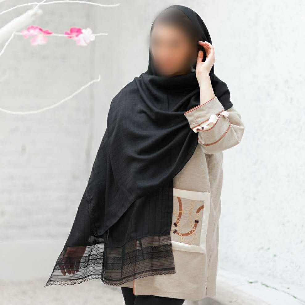 شال مشکی نخی با دستک گیپور