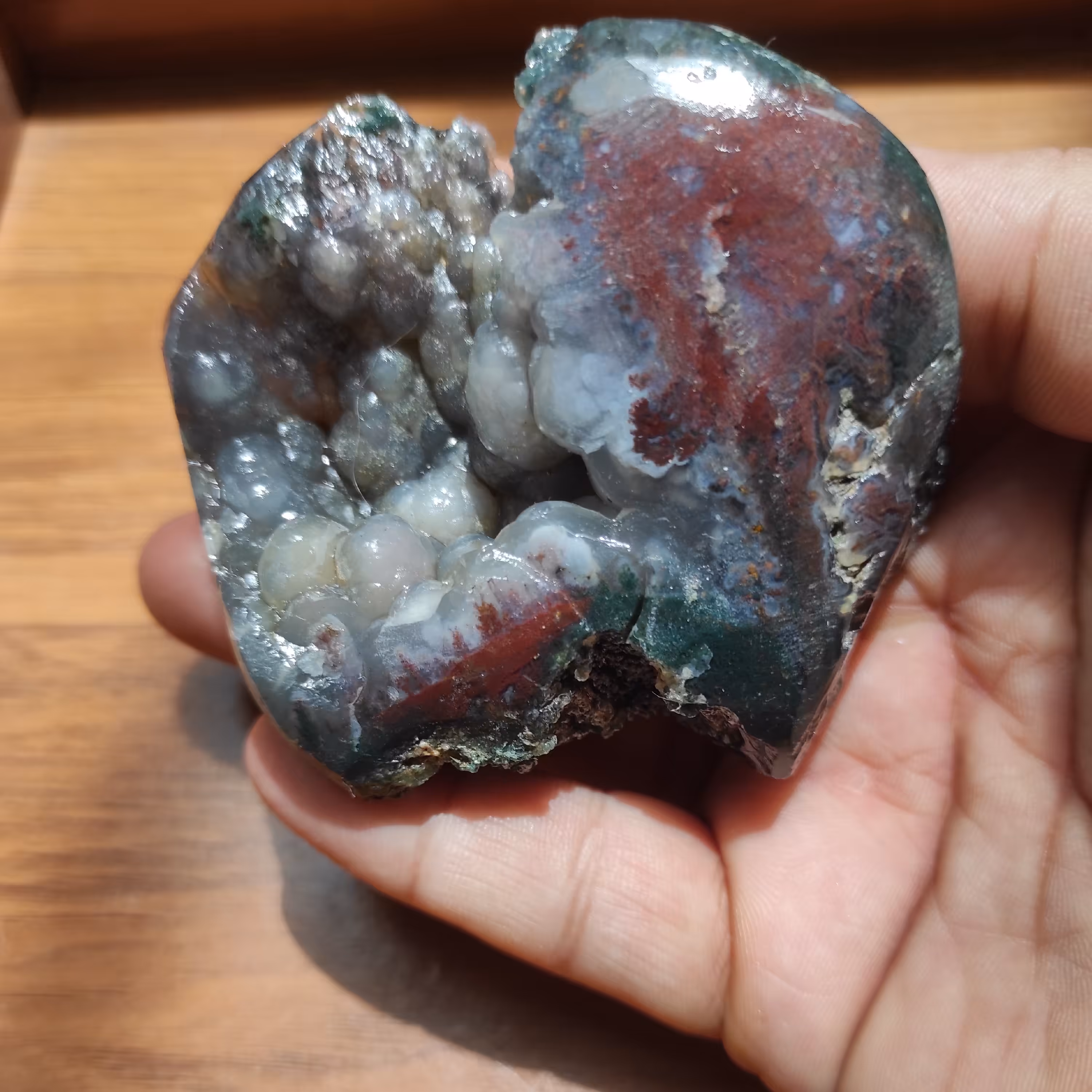 سنگ راف عقیق شجر سبز شکوفه قرمز H7934