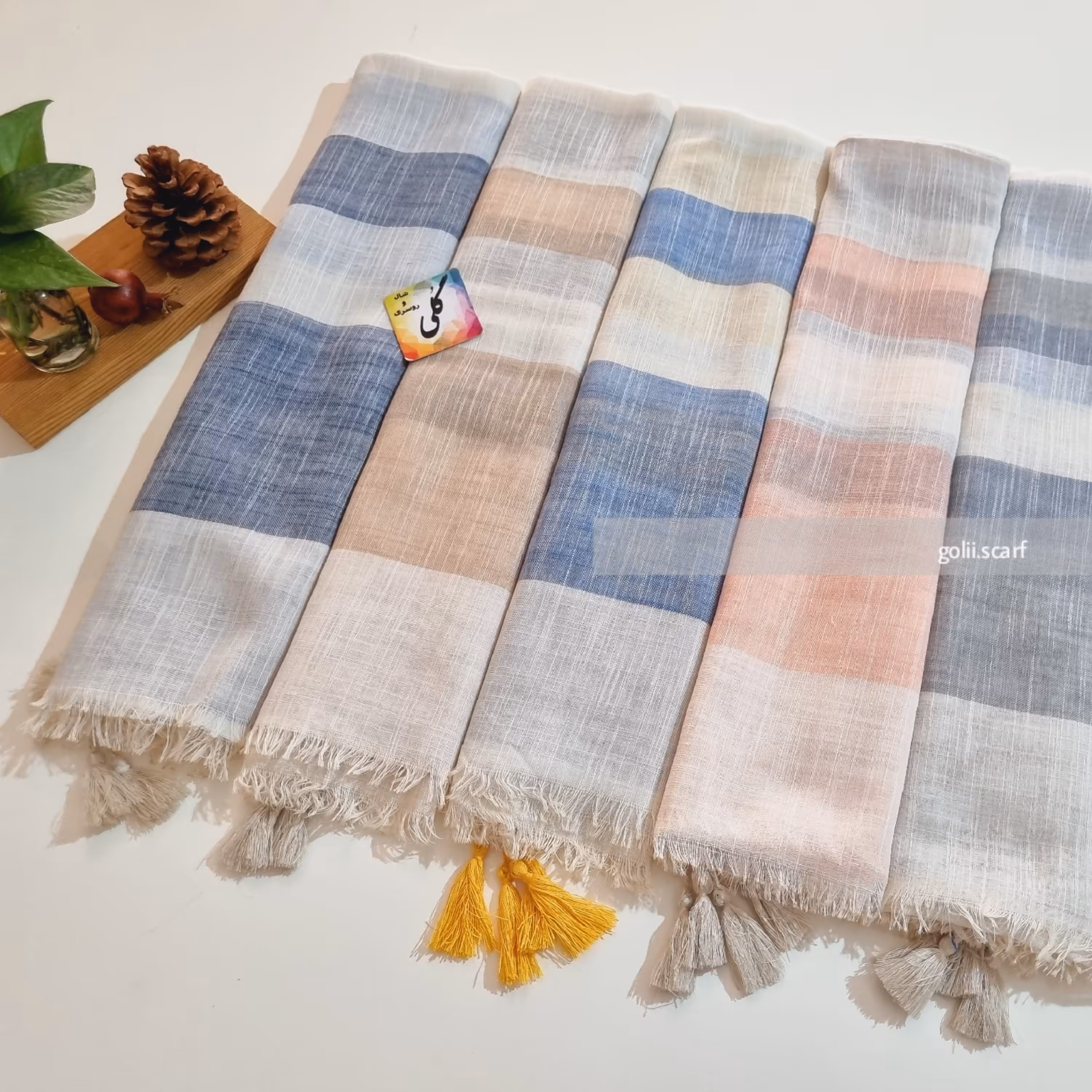 شال لینن  عرض 80سانت و طول 190 سانت دوردوخت منگوله دار مناسب برای بهارو تابستان ایستایی عالی