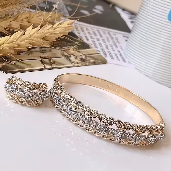 ست بینظیر نگین دار مارک xuping کاملا مشابه طلا، رنگ ثابت و بدون حساسیت، قفل مشابه طلا، زیبا و درخشان، سایزبندی 6 تا 9