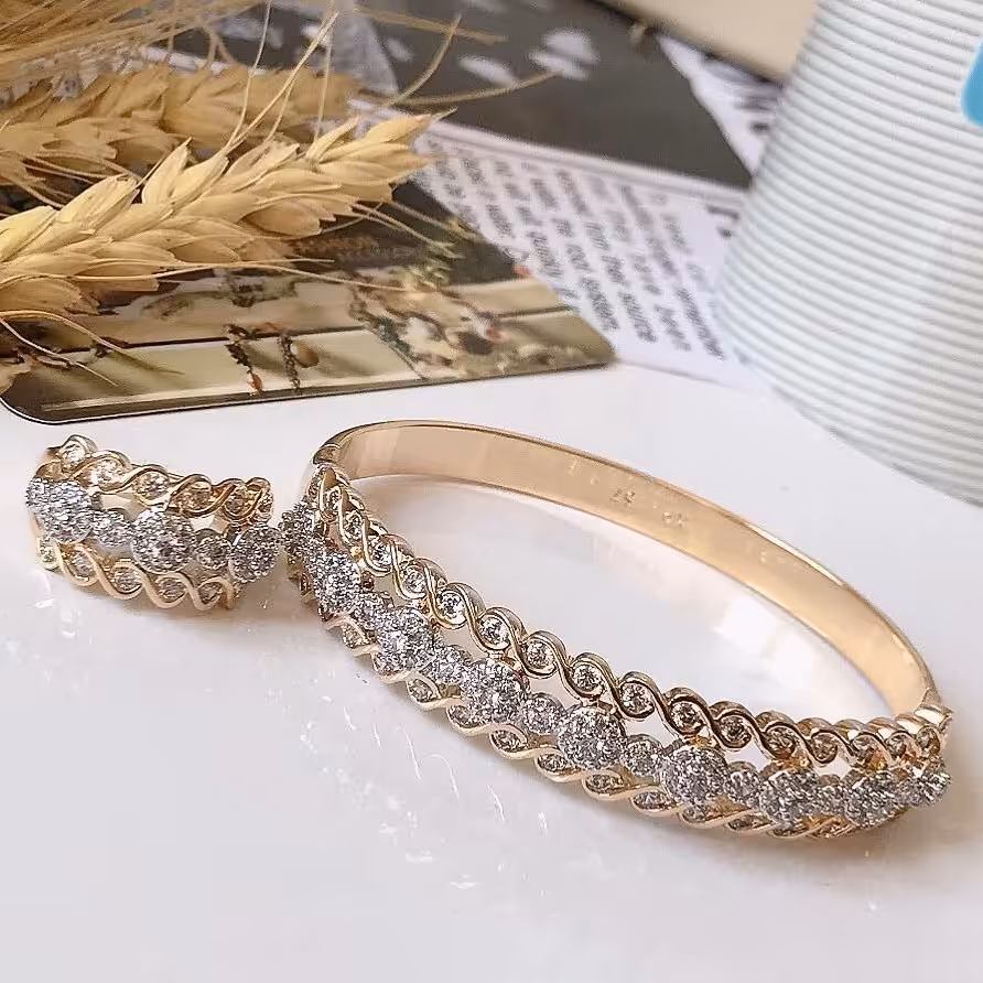 ست بینظیر نگین دار مارک xuping کاملا مشابه طلا، رنگ ثابت و بدون حساسیت، قفل مشابه طلا، زیبا و درخشان، سایزبندی 6 تا 9