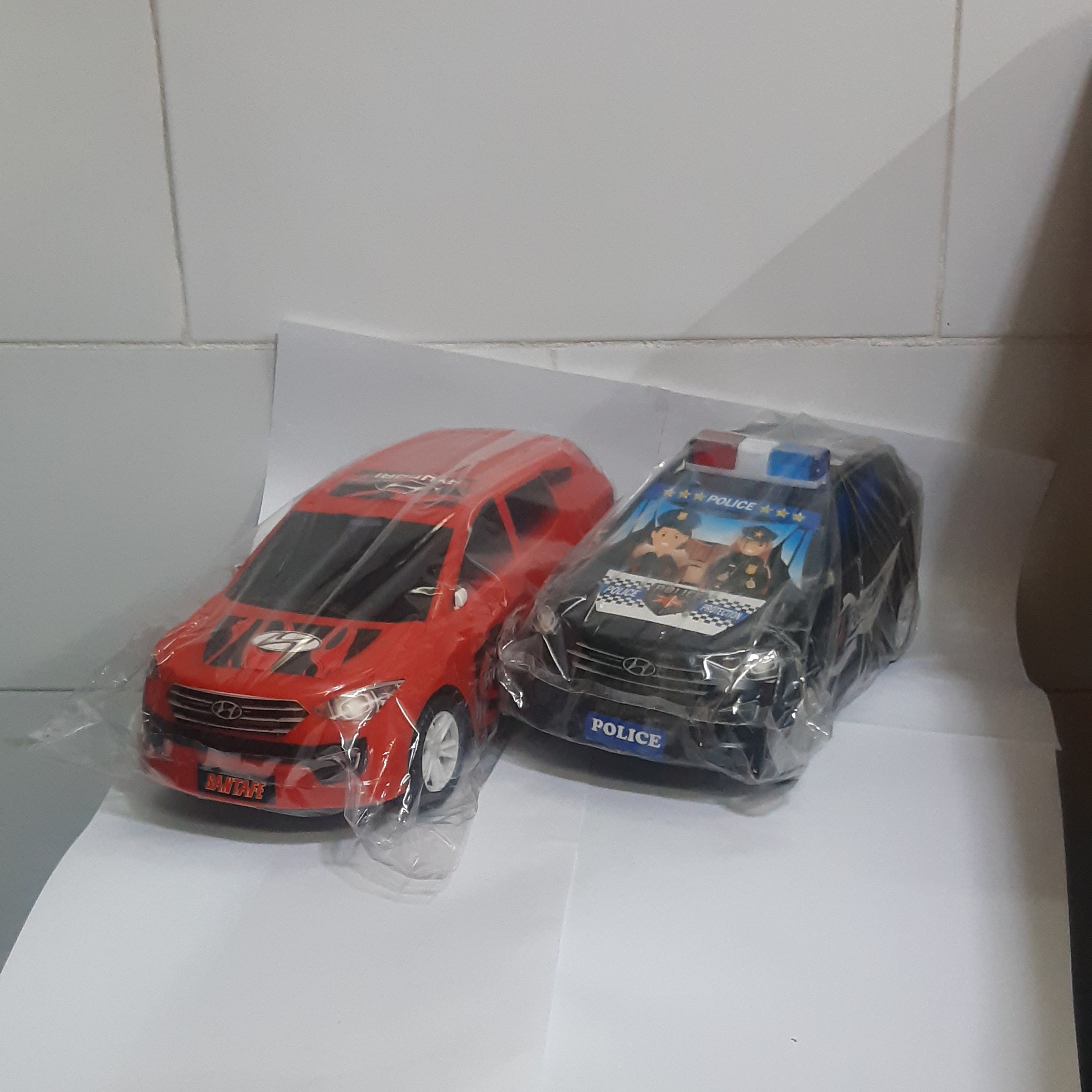 ماشین اسباب بازی سانتافه