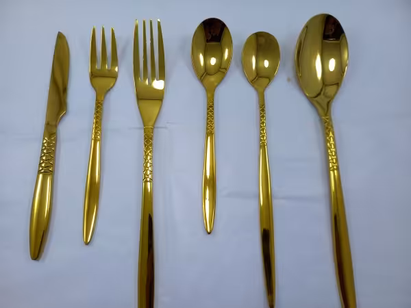 سریس قاشق و چنگال 24 نفره 120 پارچه یونیک کامل طلایی دهنه اروپایی