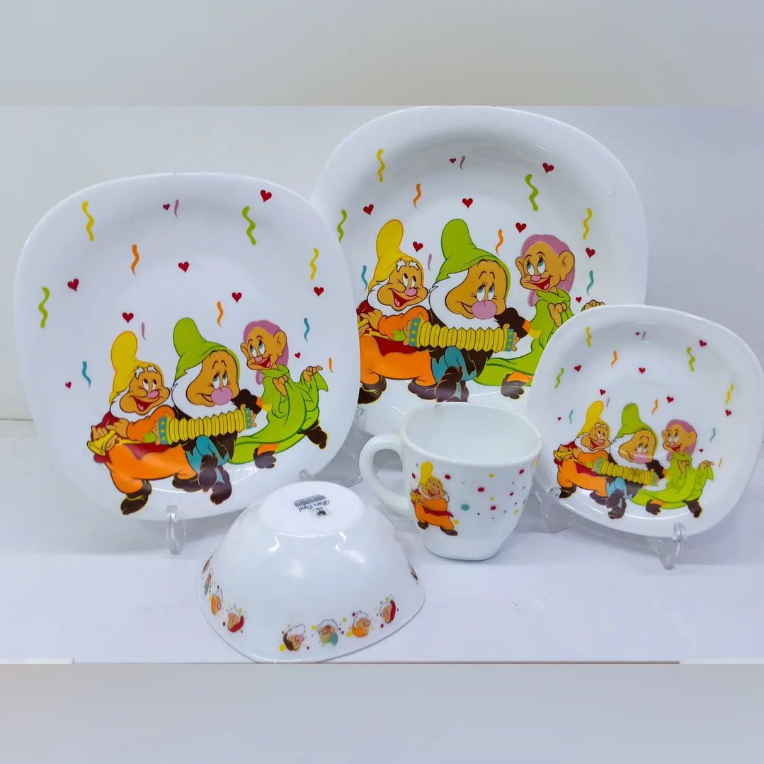 سرویس چینی پنج پاچه آرکوپال