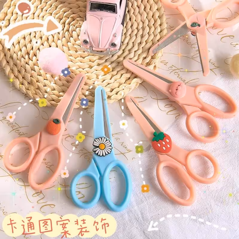 قیچی فانتزی در طرح های مختلف