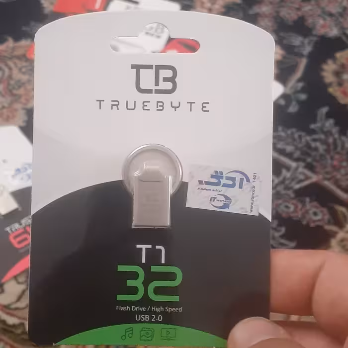 فلش مموری 32 گیگ آی تی