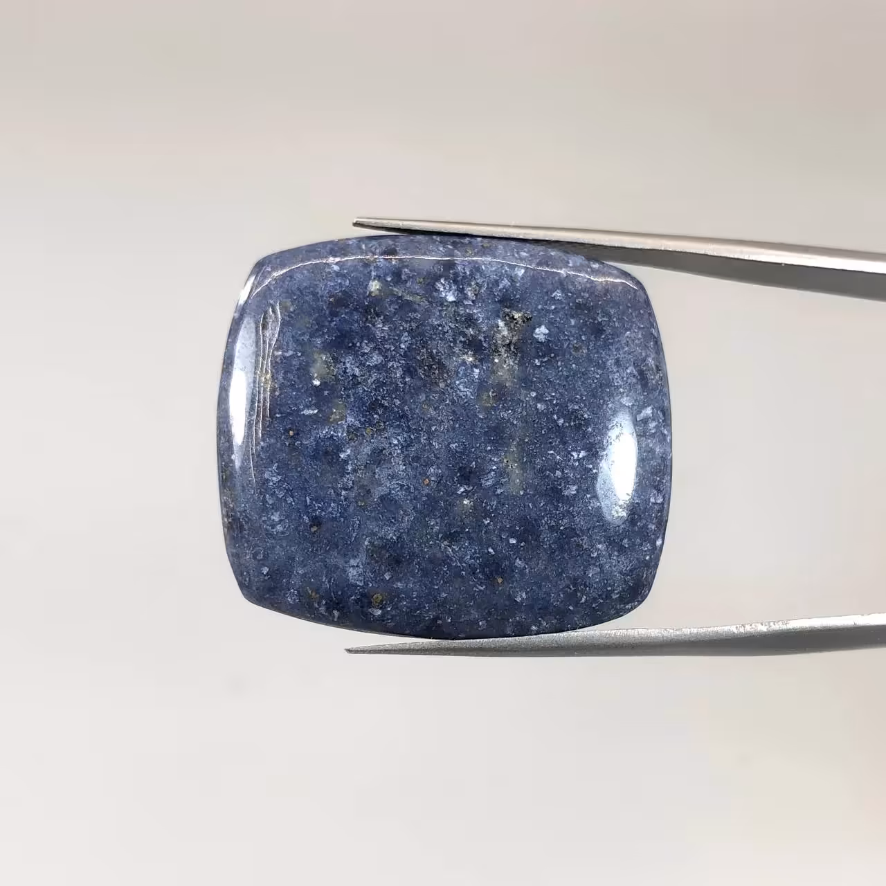 سنگ اصلی دمورتیریت درجه یک 250741