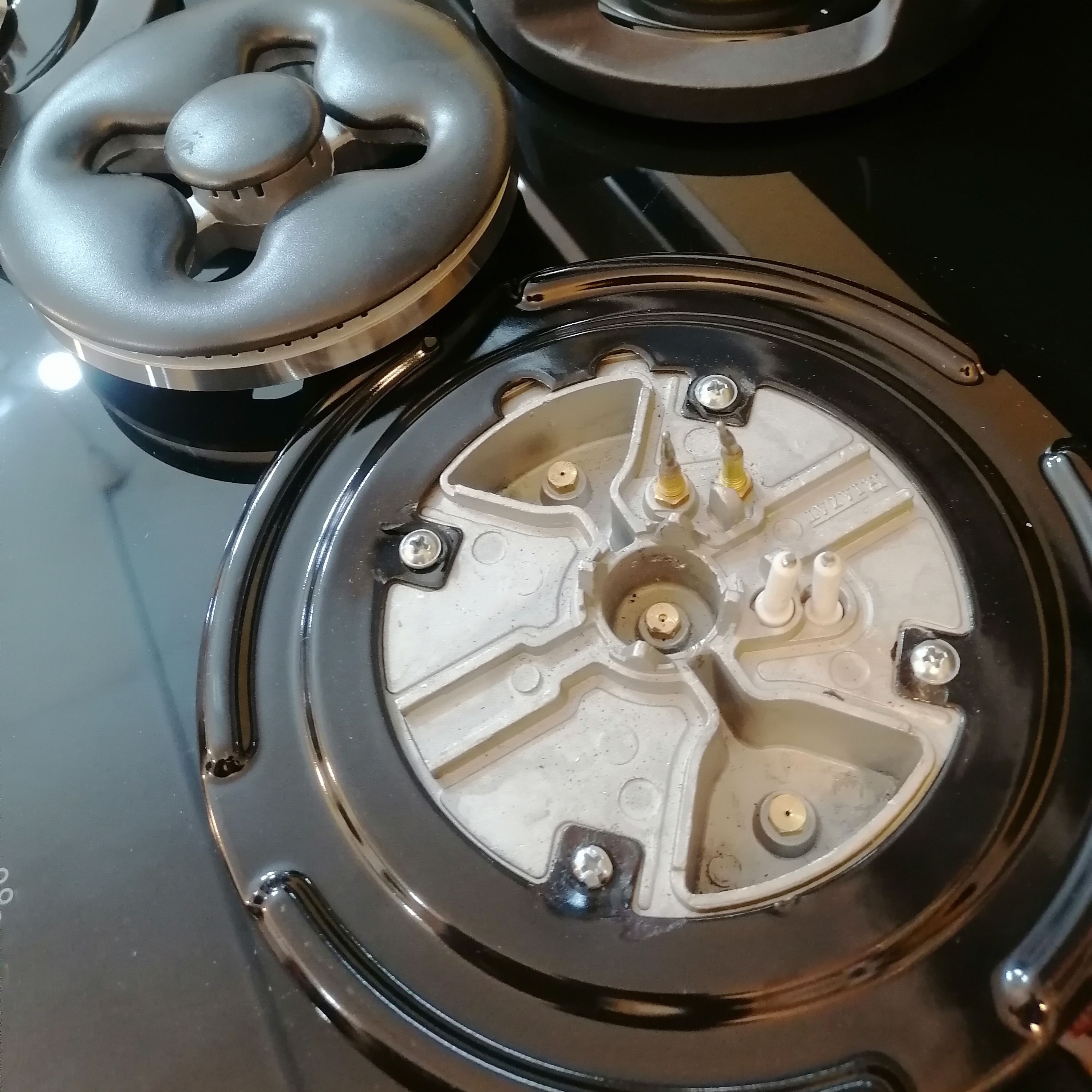 اجاق گاز رومیزی شیشه ای با 5سال گارانتی شیشه