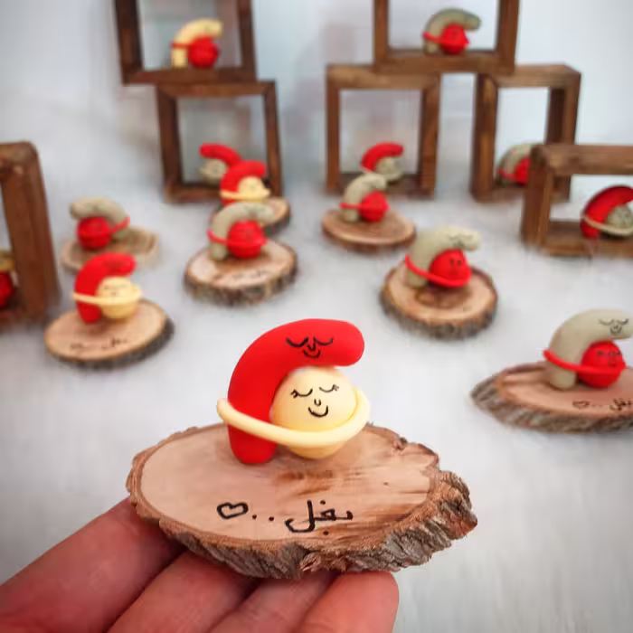 عروسک نماد بغل 
