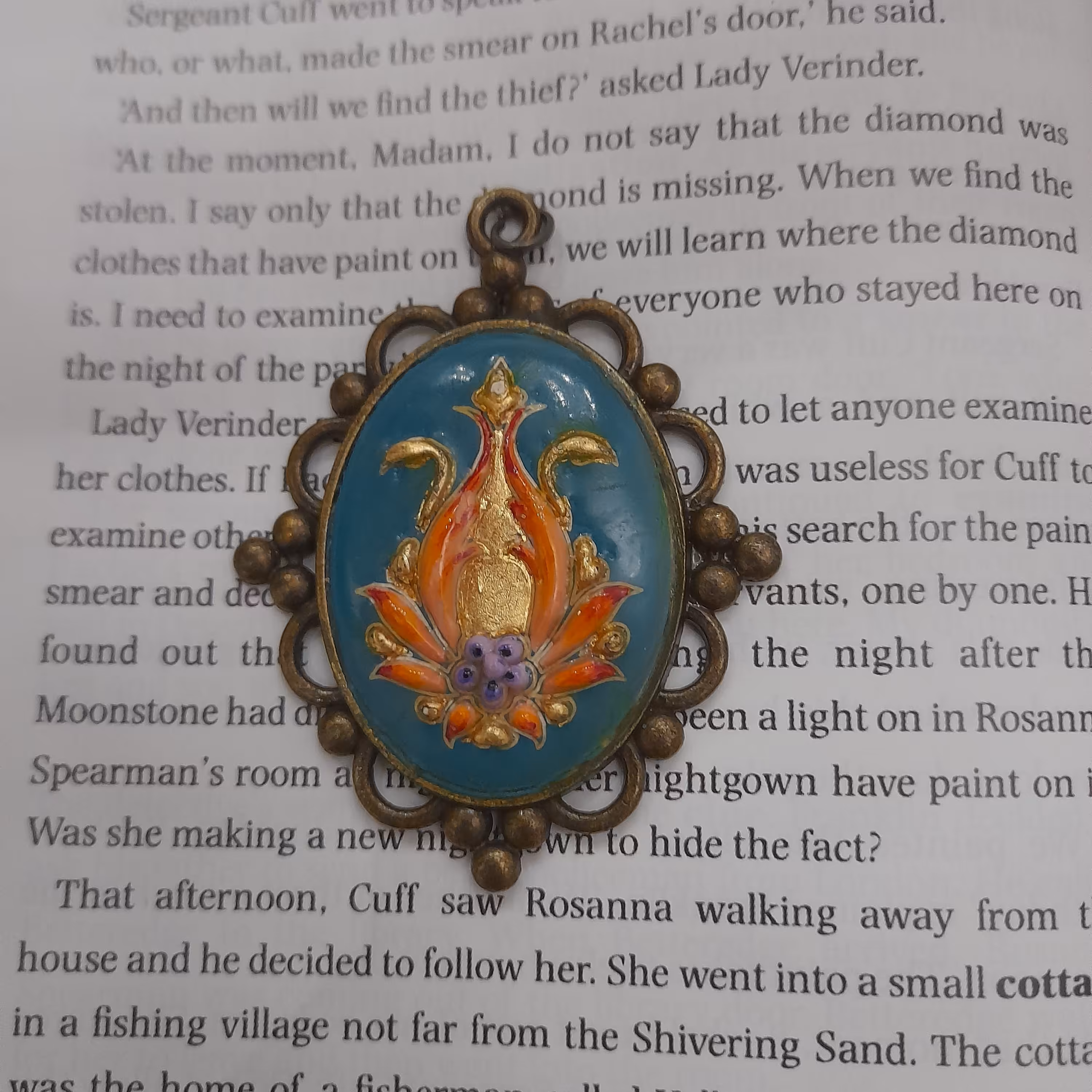 گردنبند کار دست 