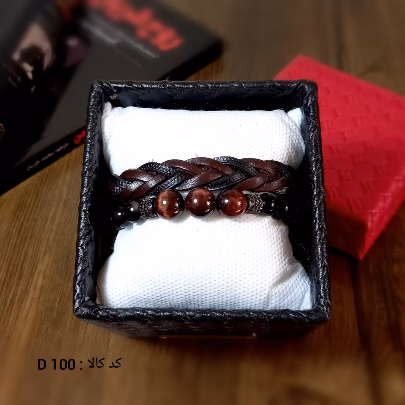 دستبند چرم و سنگ