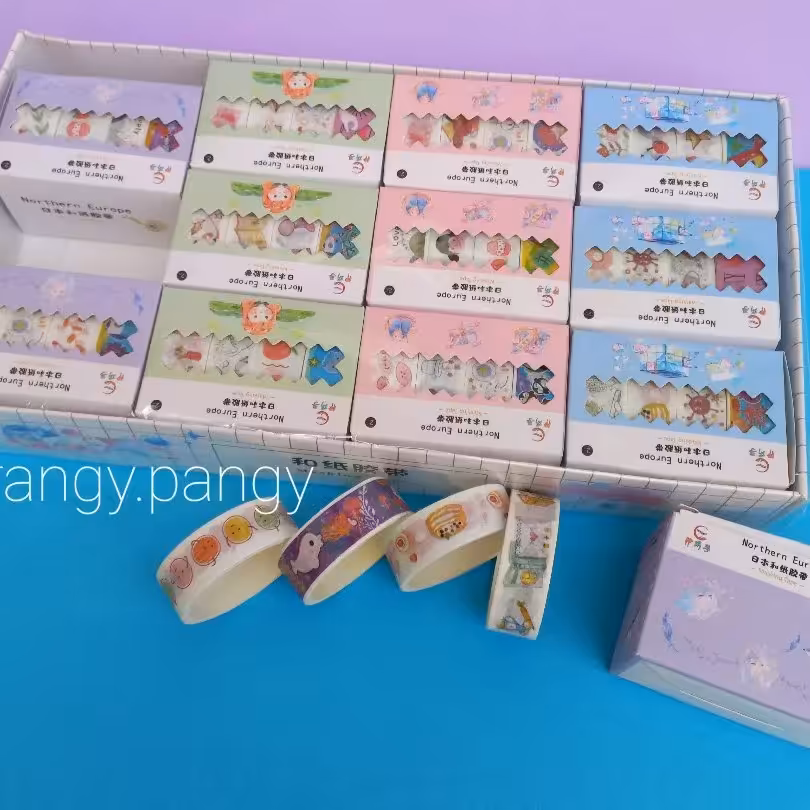 چسب واشی .مناسب انواع کاغذ .دفتر.کاردستی.بولت ژورنال و ....قابل استفاده هست...هر بسته 4 عدد چسب داخلشه