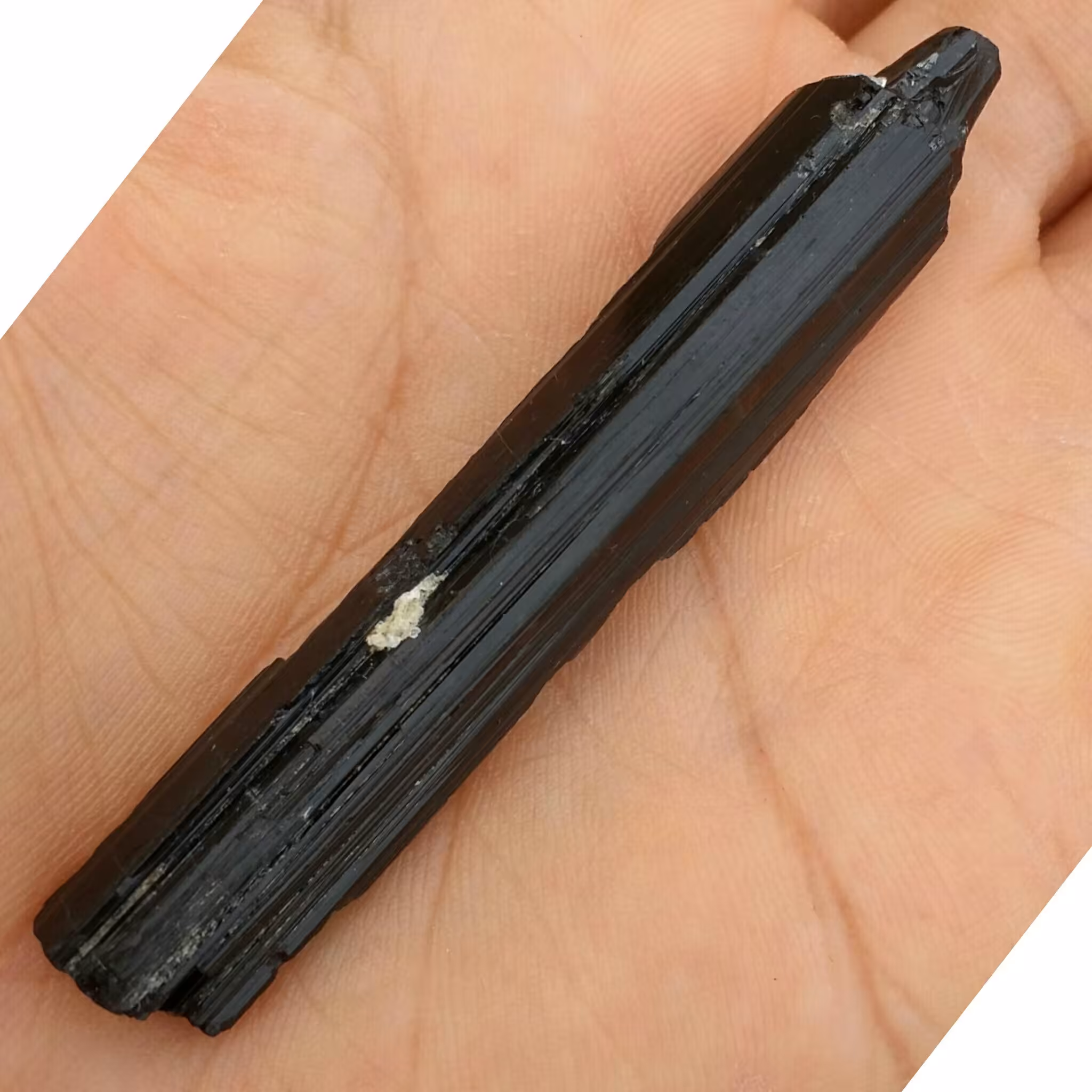 سنگ راف تورمالین شرول کشیده وارداتی ارزشمند شاهکار خلقت 100درصد طبیعی
مناسب جهت کلکسیون و ساخت نگین
کد 9493