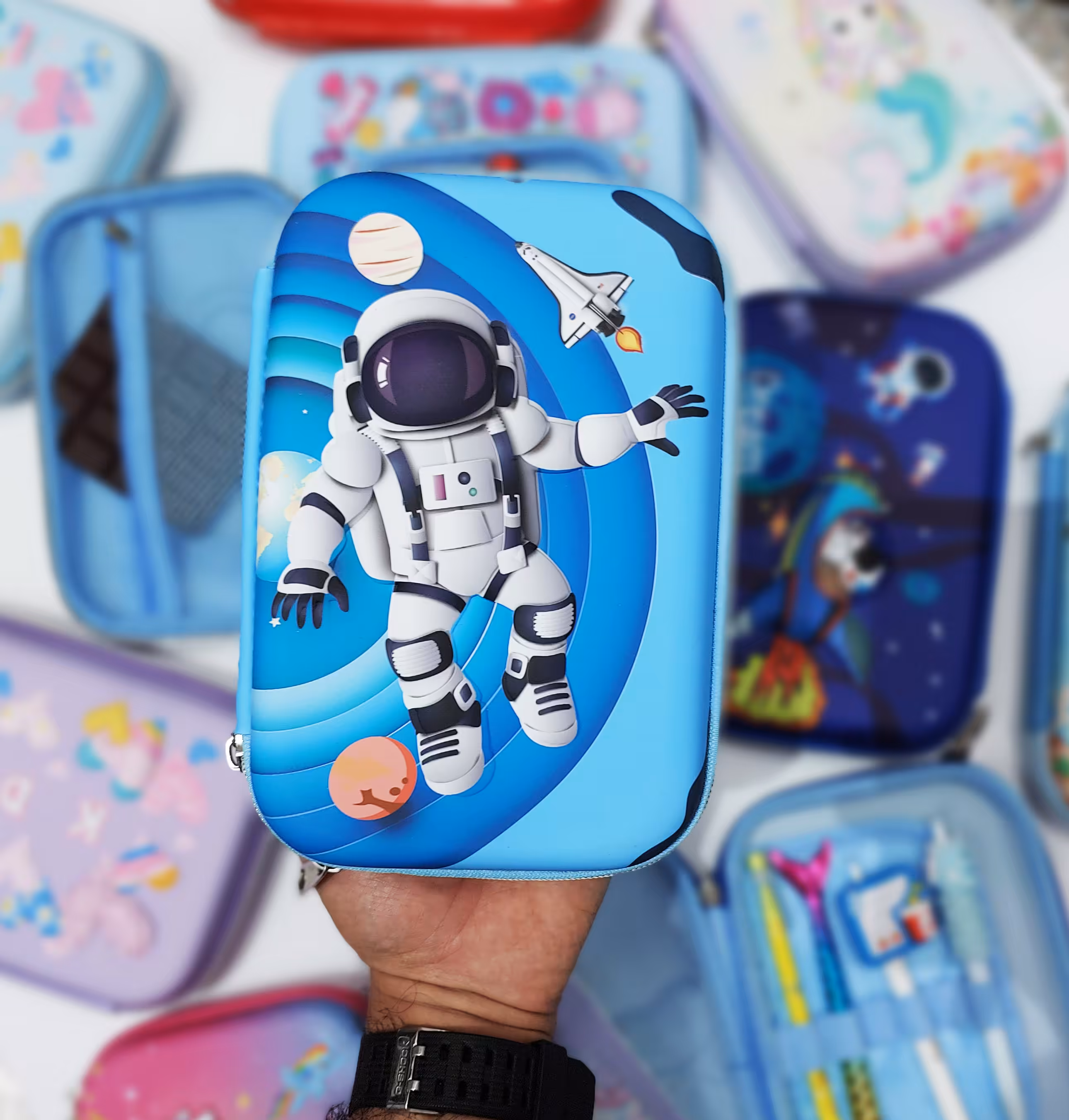 جامدادی کتابی سه بعدی بزرگ طرح فضانورد و منظومه