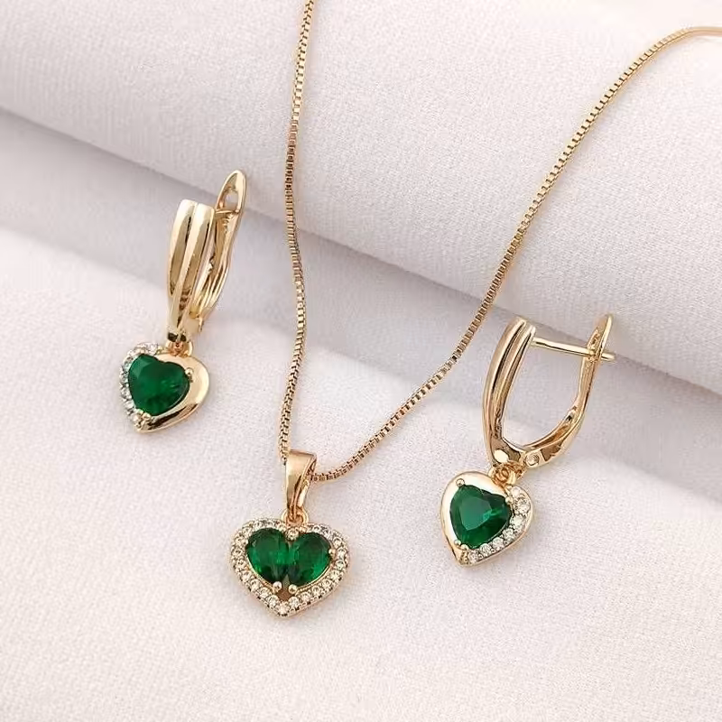 نیمست قلبی زمرد برند ژوپینگ