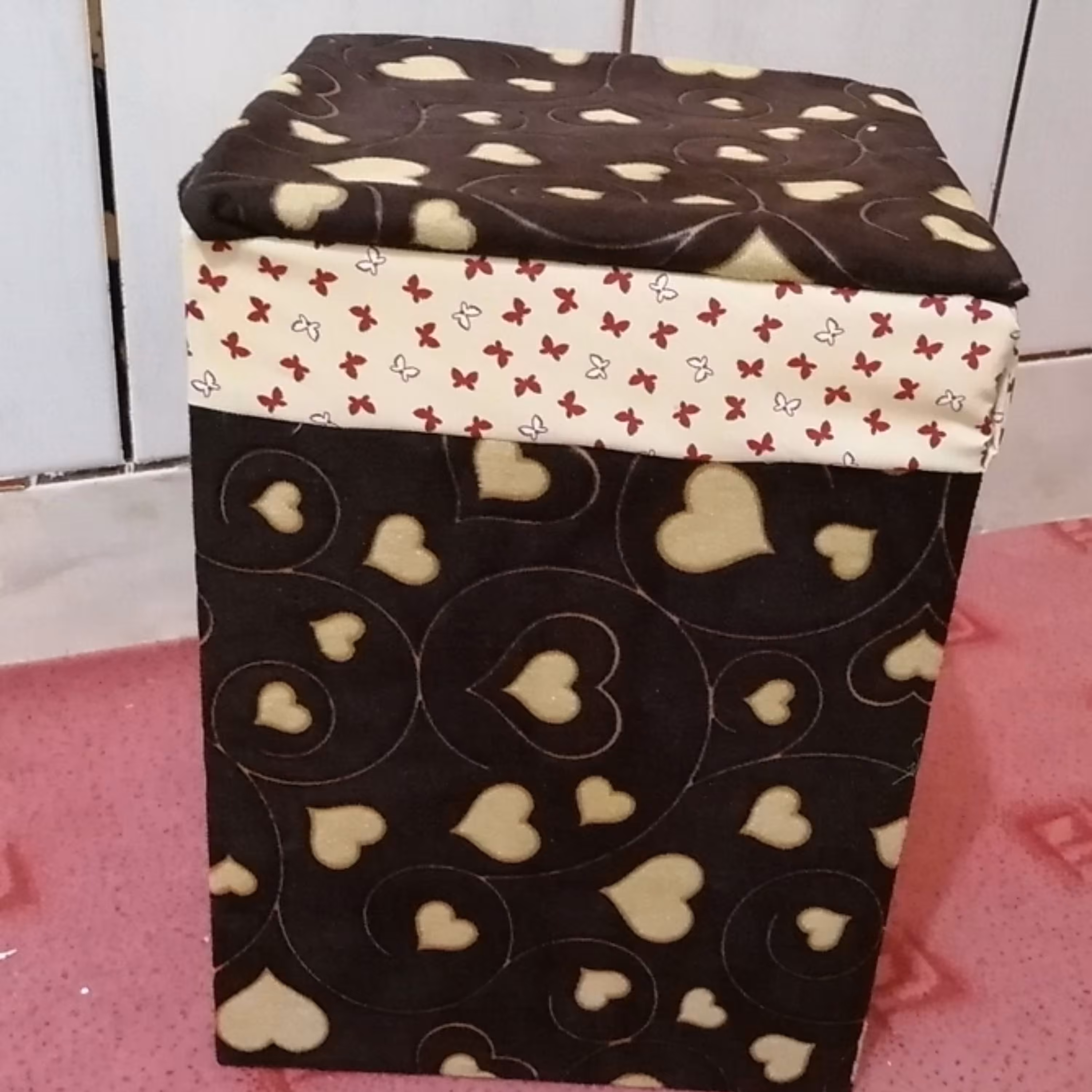 باکس چوبی مخصوص البسه و اسباب بازی