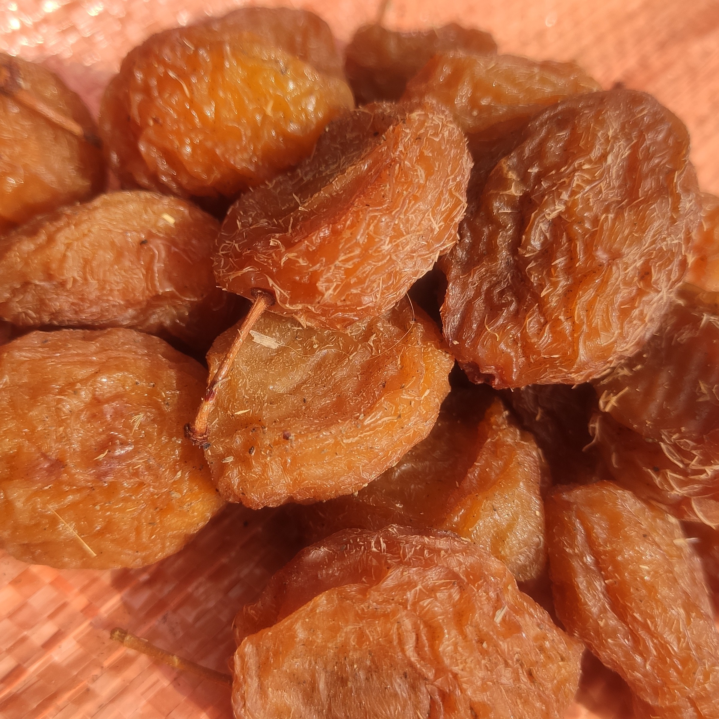 آلو خشک نمکی خوانسار