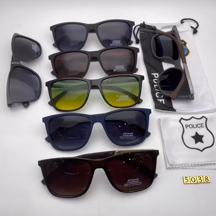 عینک آفتا بی پلیس دسته چوب کد 5038پلاریزه تلق 1/1 ؛همراه با کیسه ودستمال مخصوص پلیس 