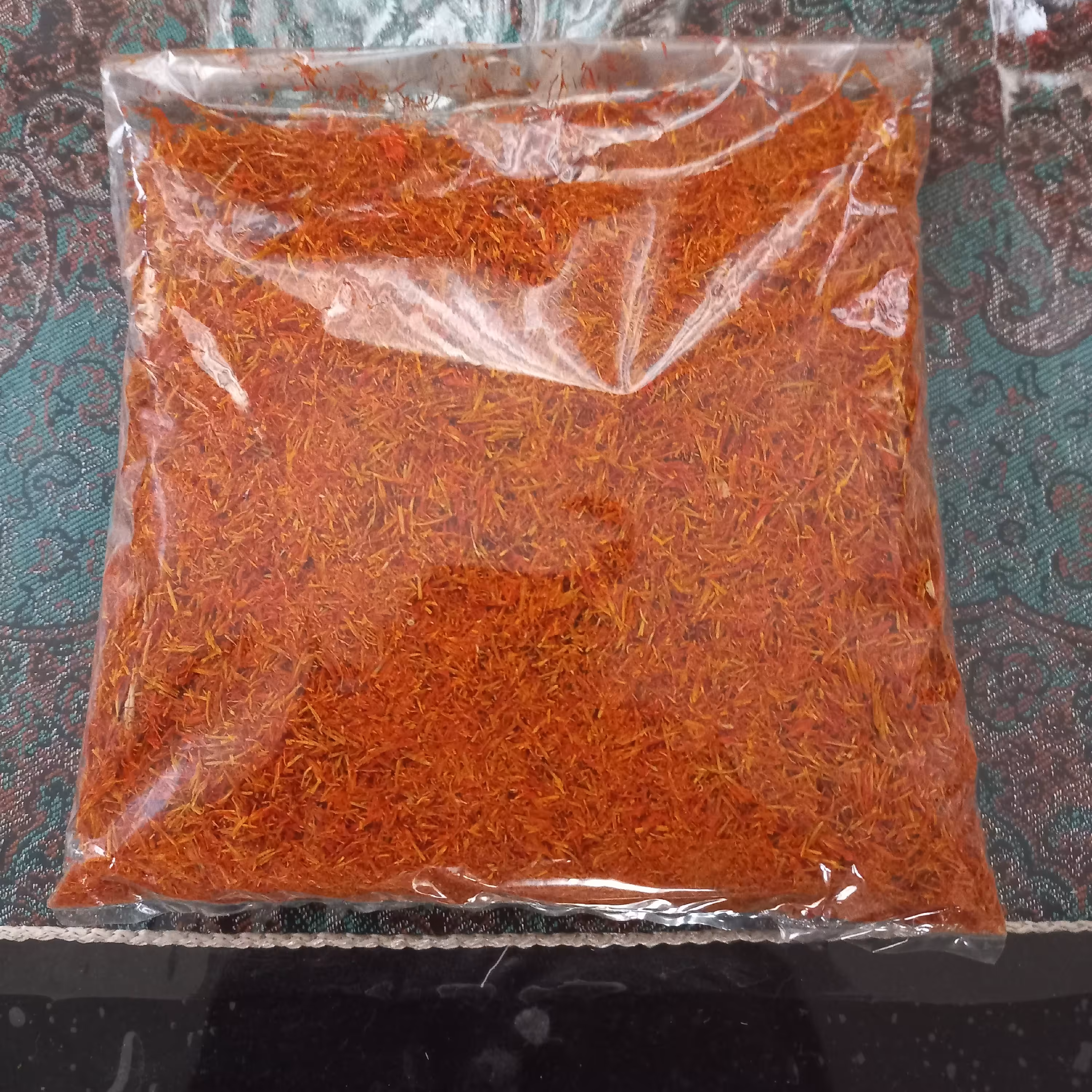 گل رنگ اصفهان تازه و با کیفیت  (500 گرمی)