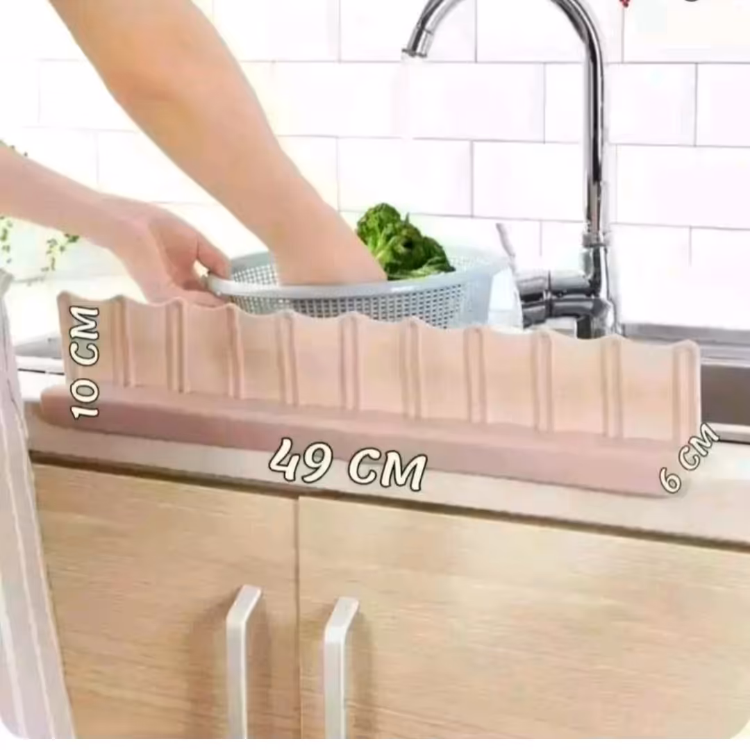 آبگیر سیلیکونی لبه سینک فوق العاده کاربردی،جلوگیری از خیس شدن لباس رنگ صورتی و مشکی لطفا قبل از سفارش موجودی بگیرید 