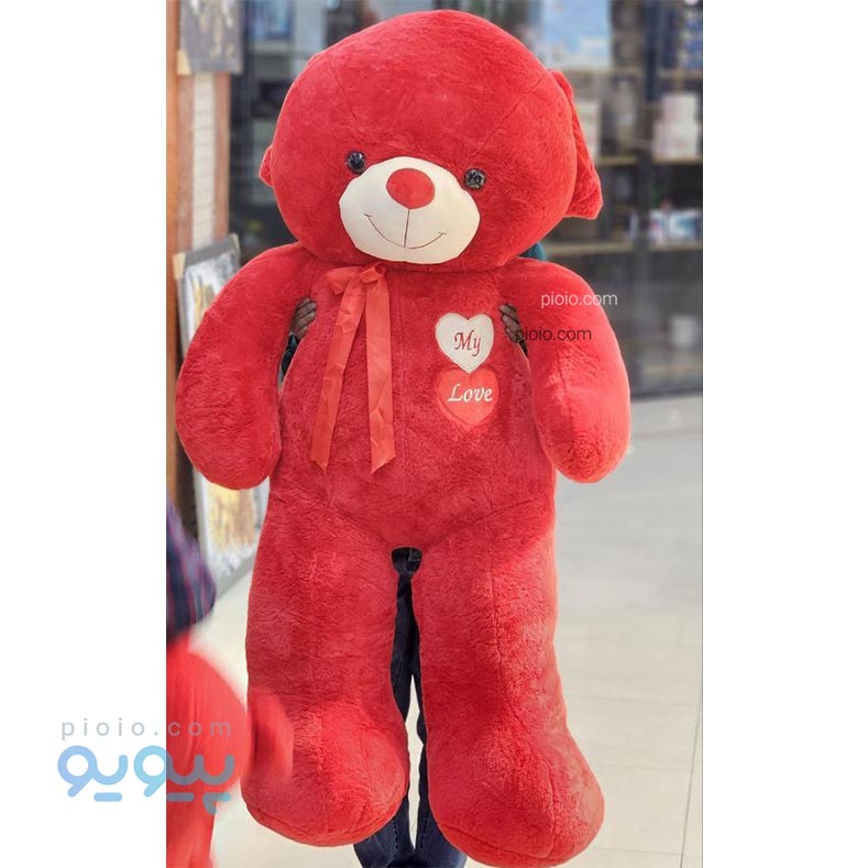 عروسک خرس قرمز با طرح قلبی