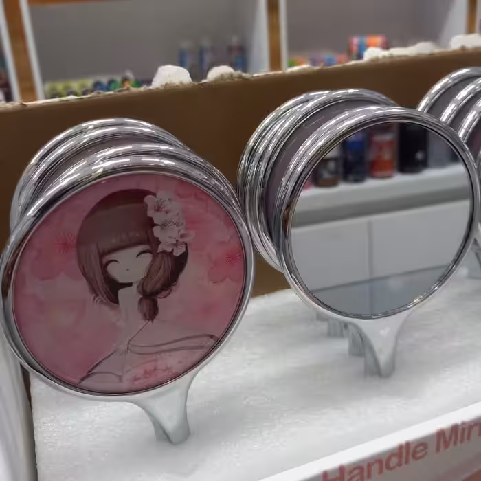 آینه آرایشی طرح فانتزی | amazonchi