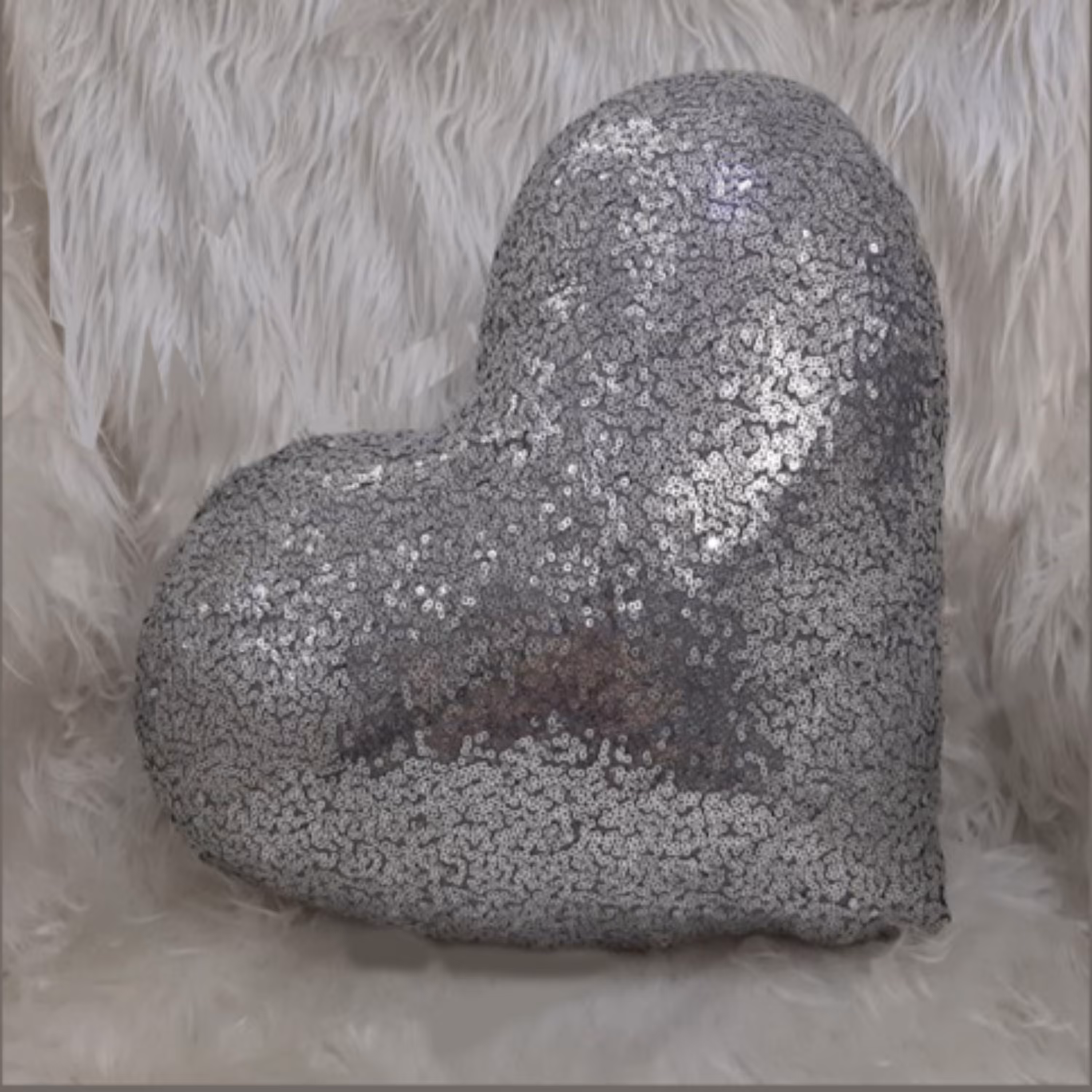 کوسن قلبی پولکی سایز 30 سانتی متر