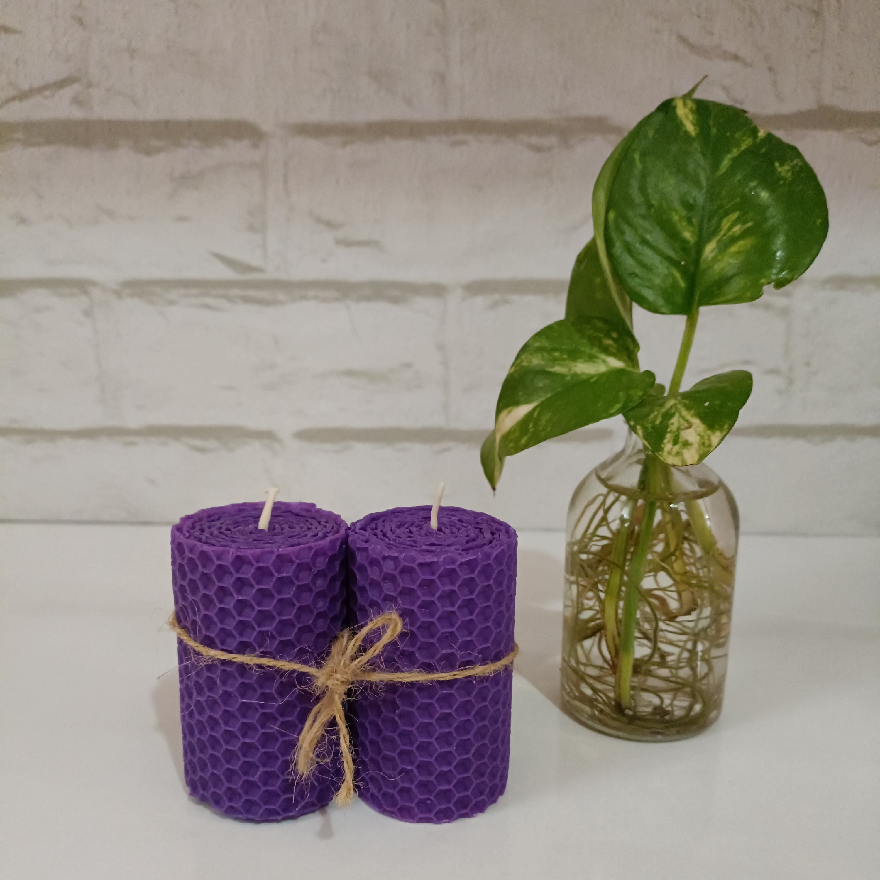 شمع موم عسلی بنفش