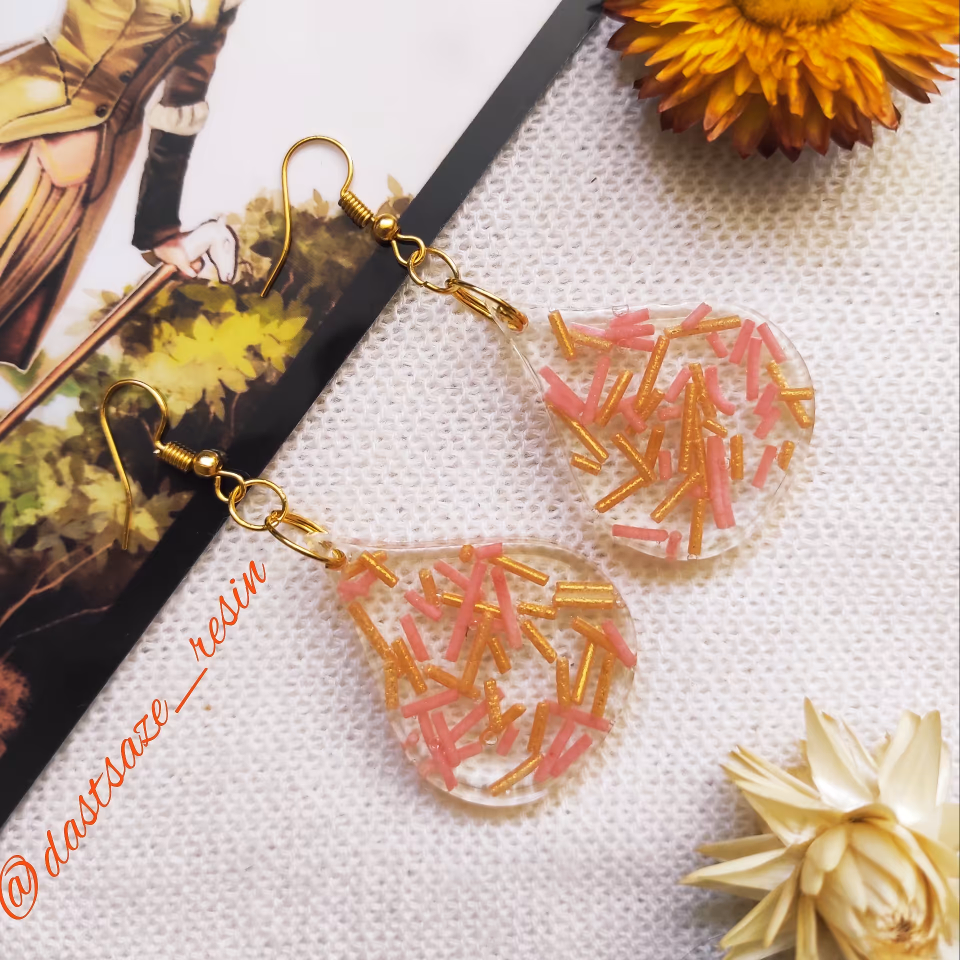 گوشواره رزینی طرح گل 