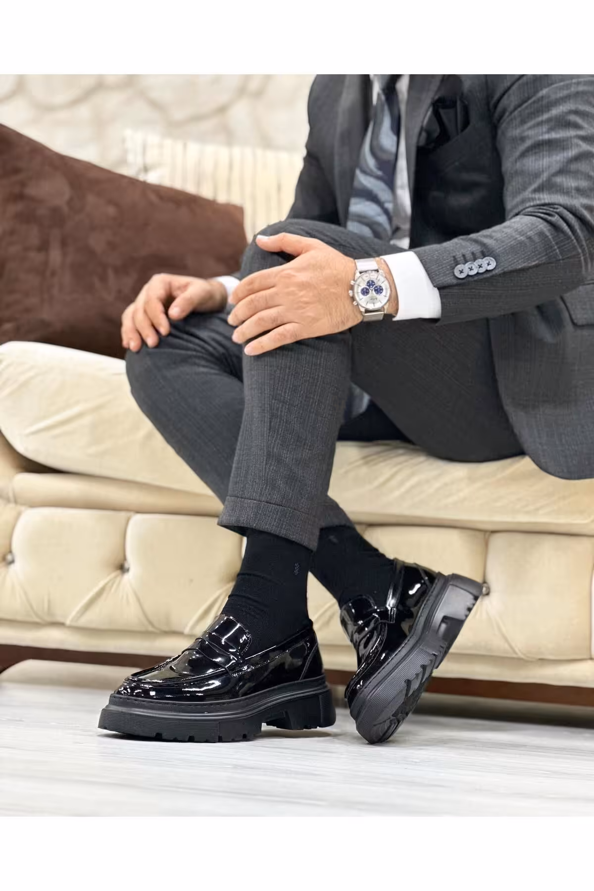 کفش های کژوال مشکی مردانه سیاه و سفید براق 2232 چرمی روزمره ByItallanoshoes