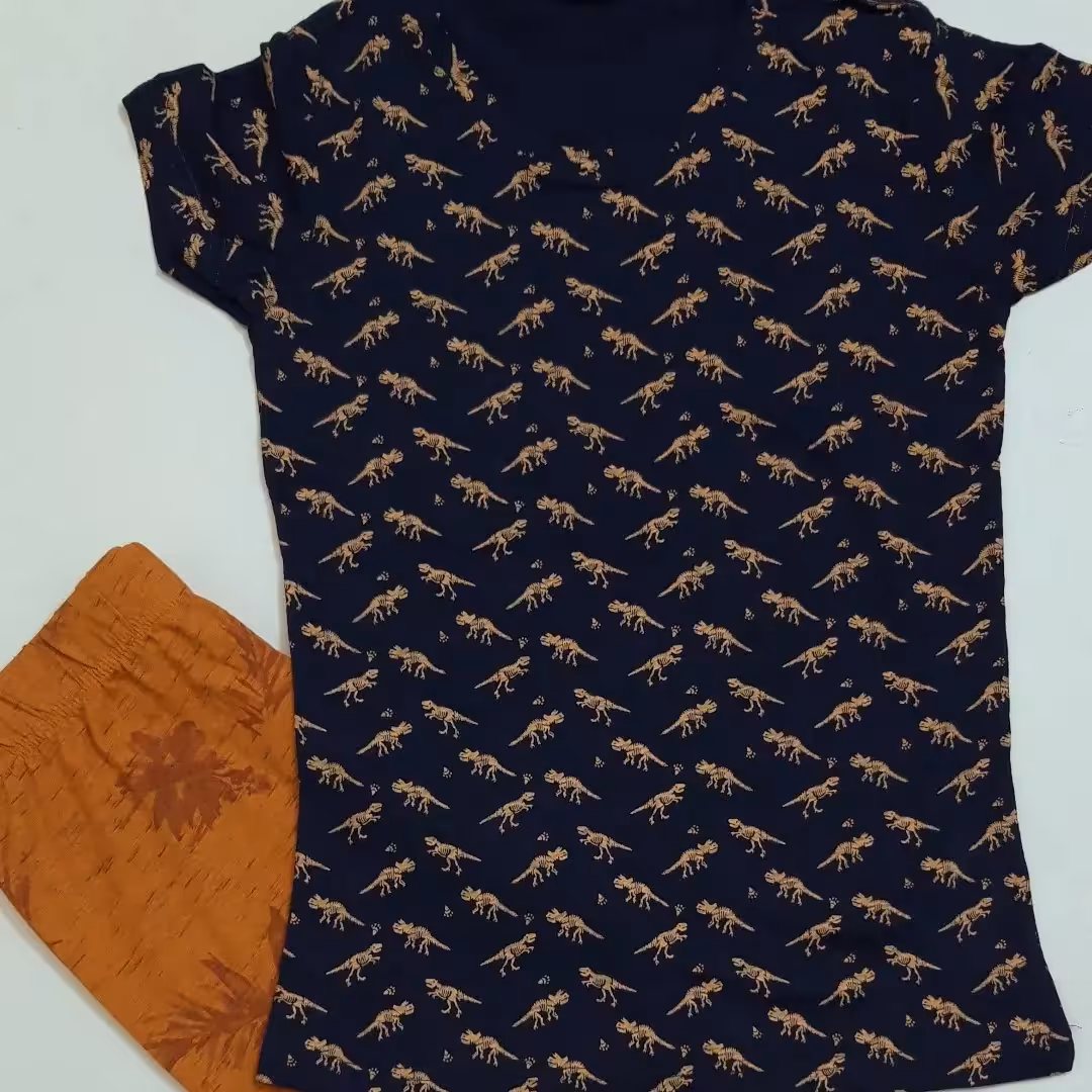 تیشرت و شلوارک سایز مدیوم