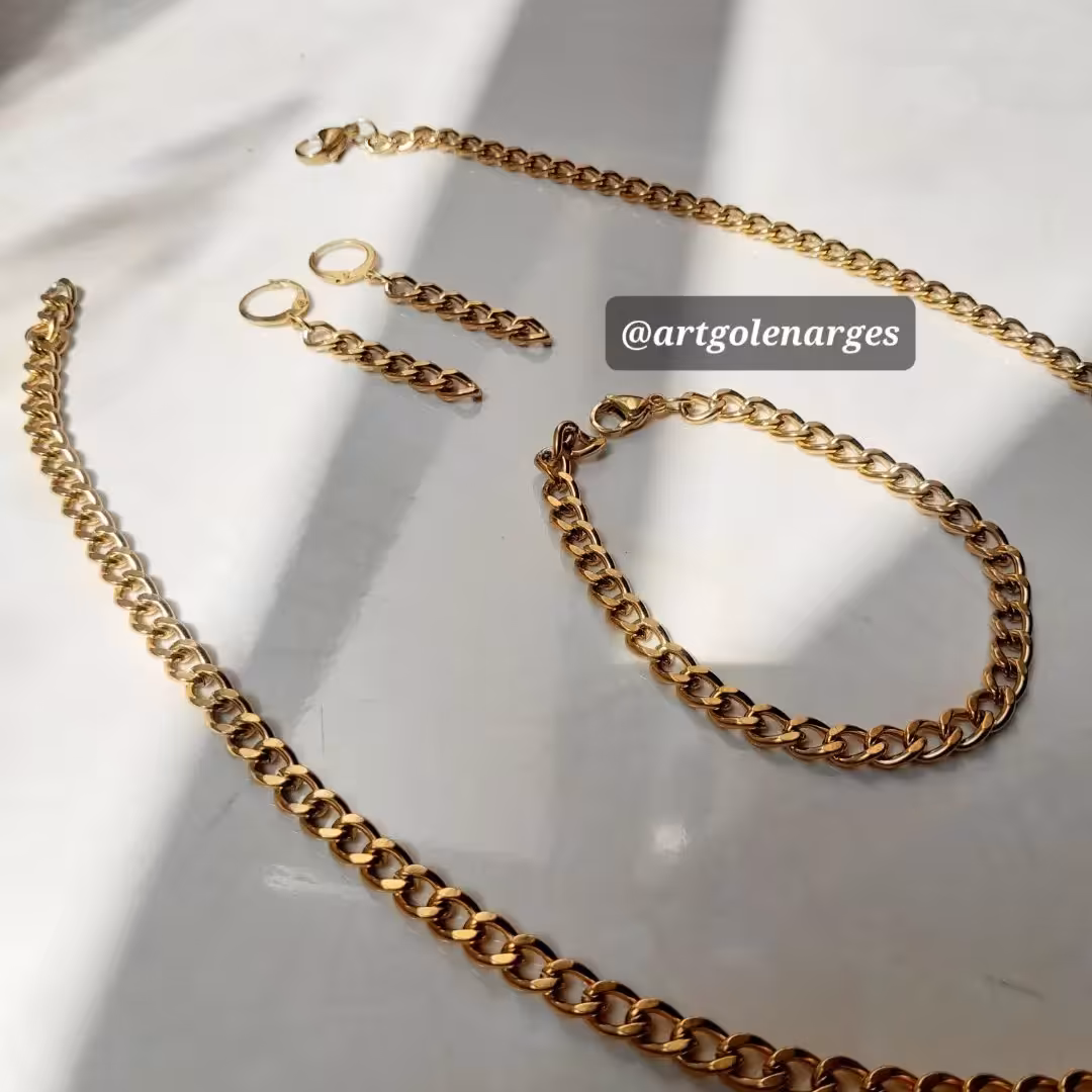 سرویس کارتیر استیل و رنگ ثابت شامل گوشواره و گردنبند و دستبند