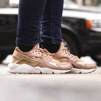 کتانی رانینگ نایک هوراچی رزگلد running shoe nike haurache rose gold