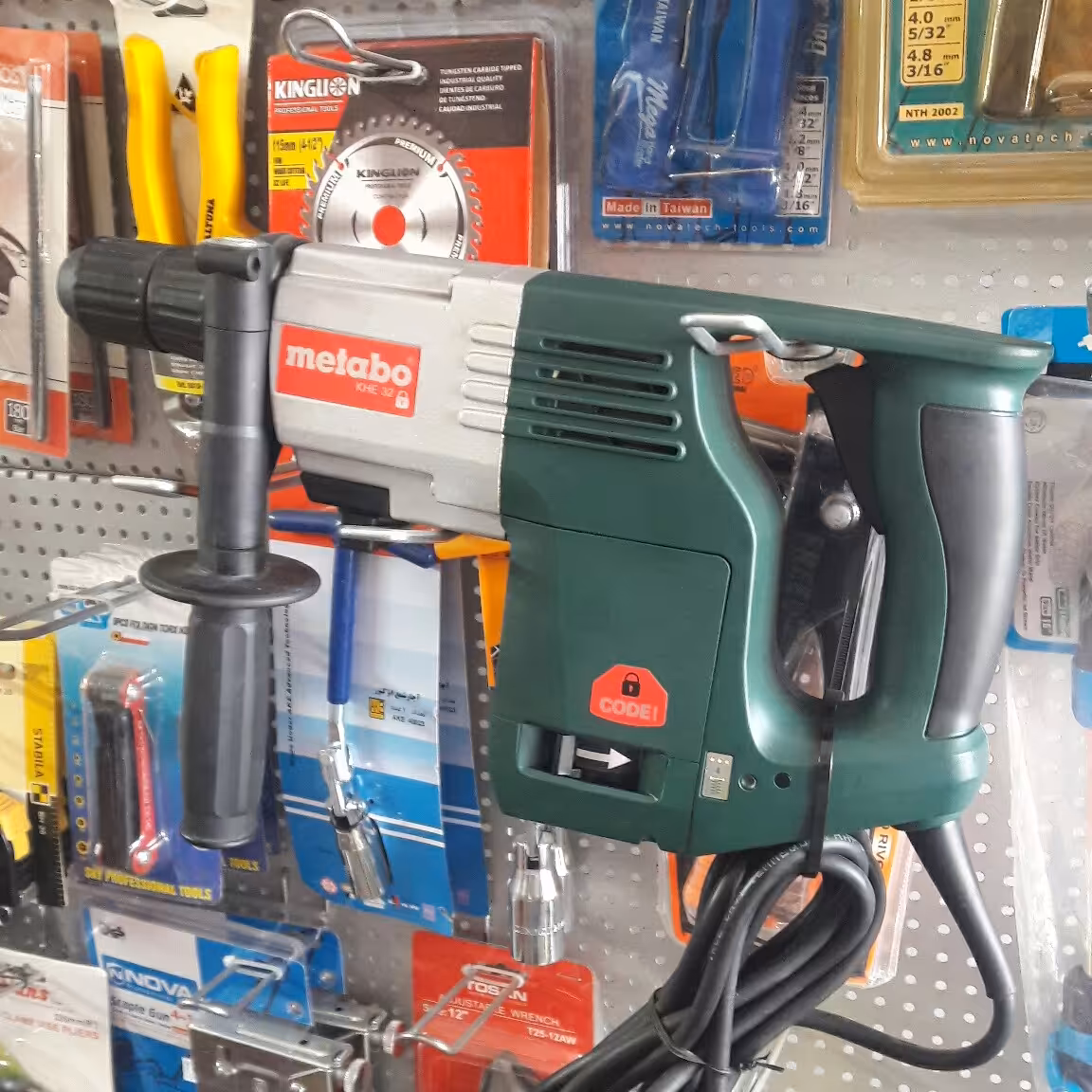 دریل بتن کن المانی متابو اصلی   32 میلیمتری  900وات مدلKHE-32