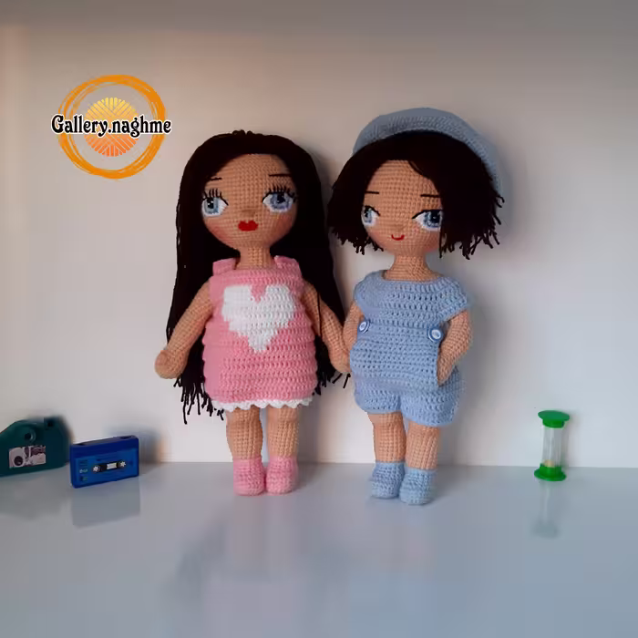 عروسک دستبافت دوقلوها 