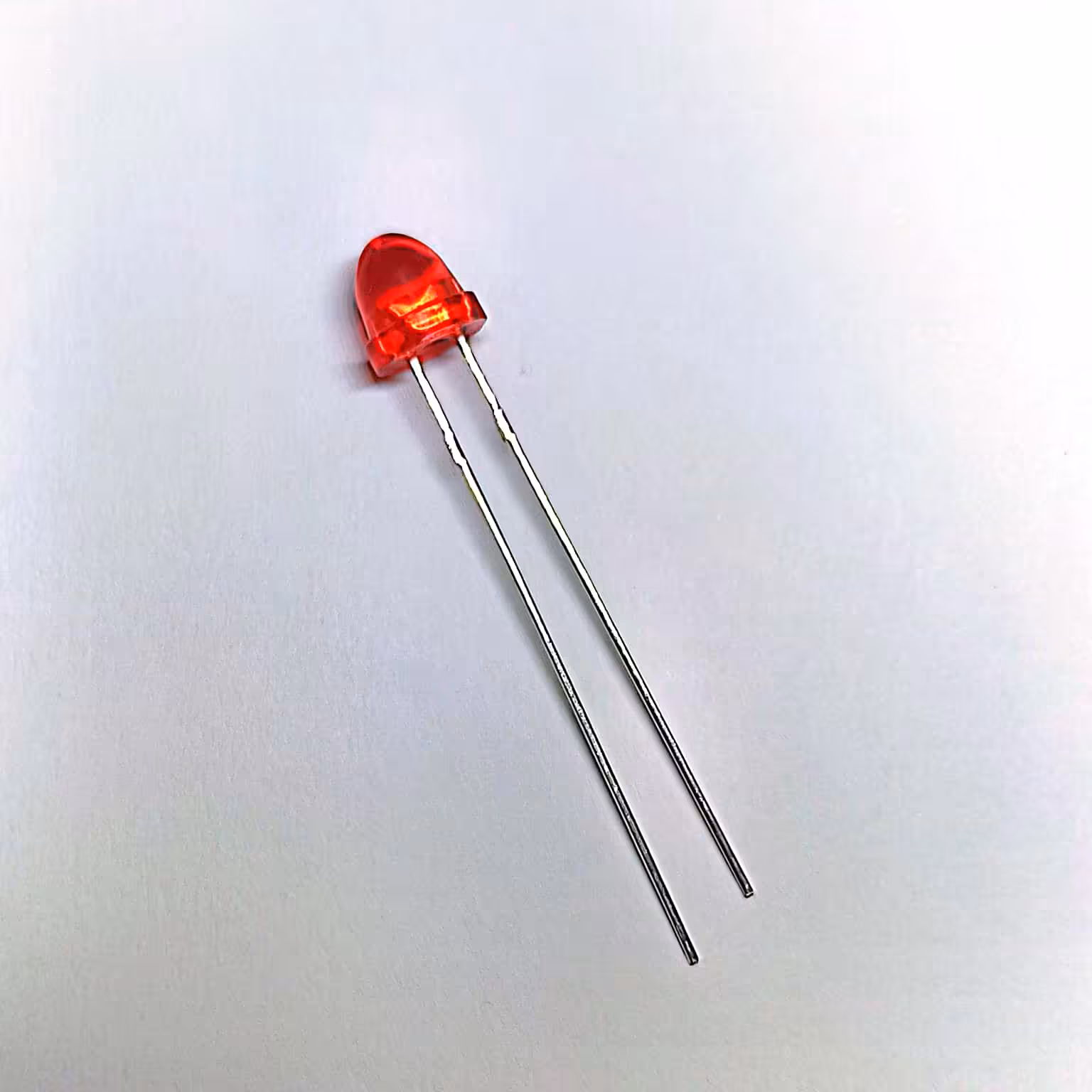 دیود ال ای دی قرمز کلاهی 5m بسته 10 عددی