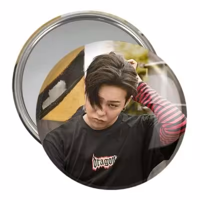 آینه جیبی خندالو مدل جی دراگون گروه بیگ بنگ BIGBANG کد 12567