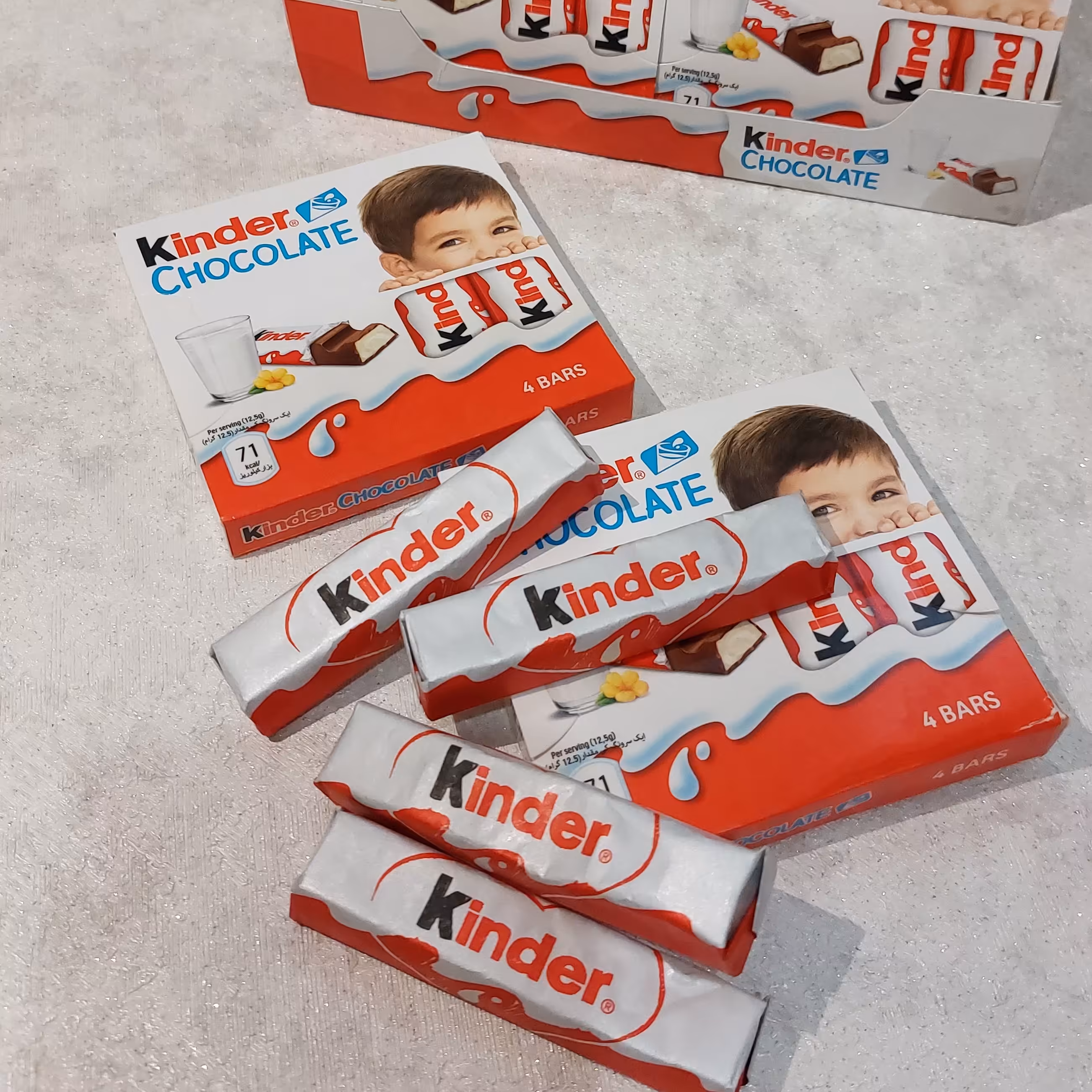 شکلات کیندر اصل چهارتایی با طعم شیری شکلاتی 50 گرمی