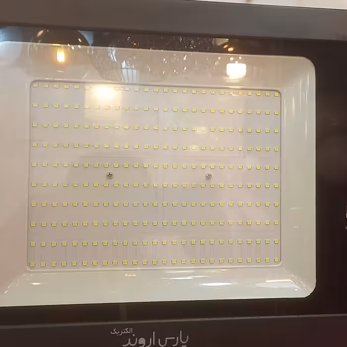 پرژکتور رنگی...