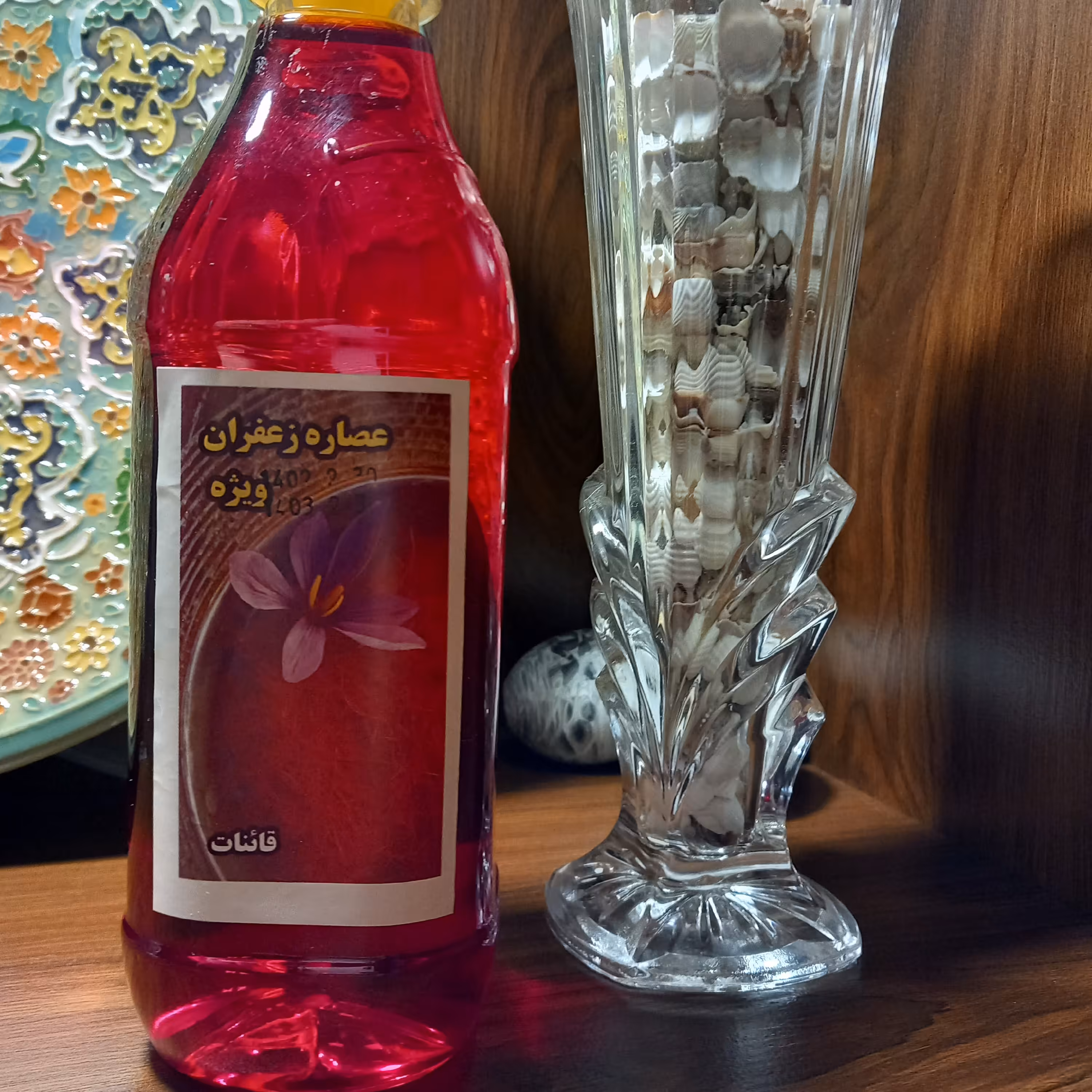 عصاره زعفران خالص و طبیعی قائنات نیم لیتر