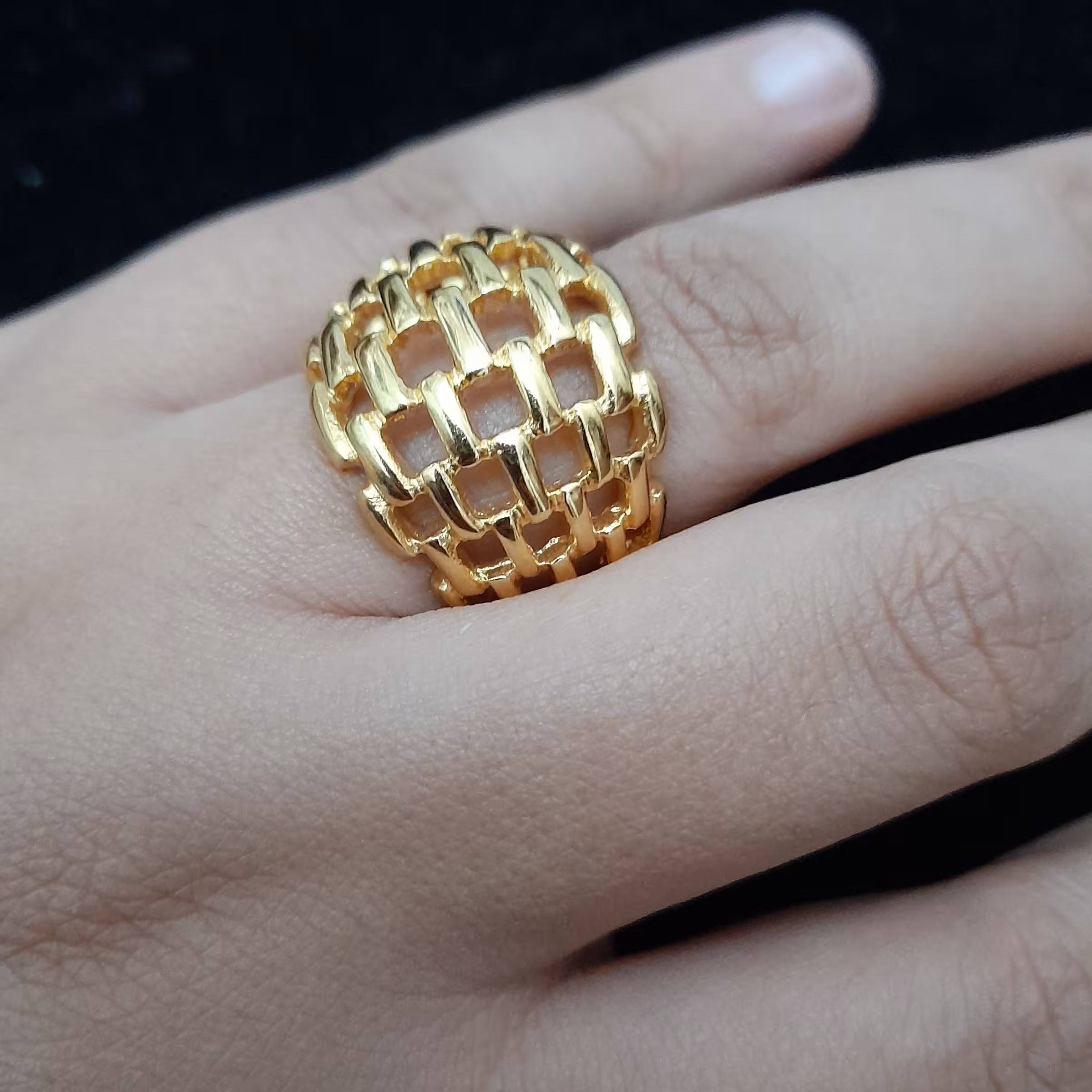 انگشتر  توری طرح طلا