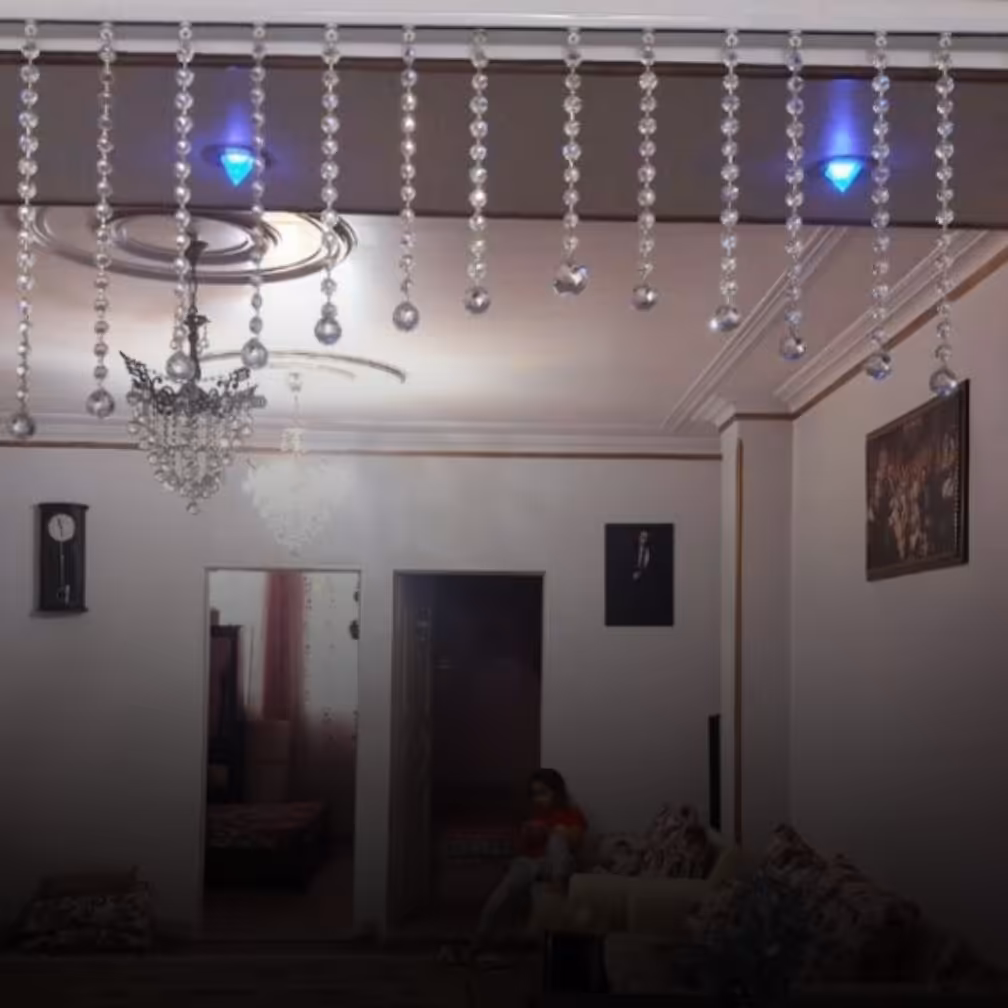 پرده کریستال هشتی با فاصله شش سانتی 