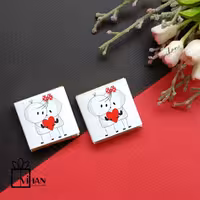 شکلات کادویی مربعی 3 در 3 سانتی متری با کاورطرح روز عشق 15