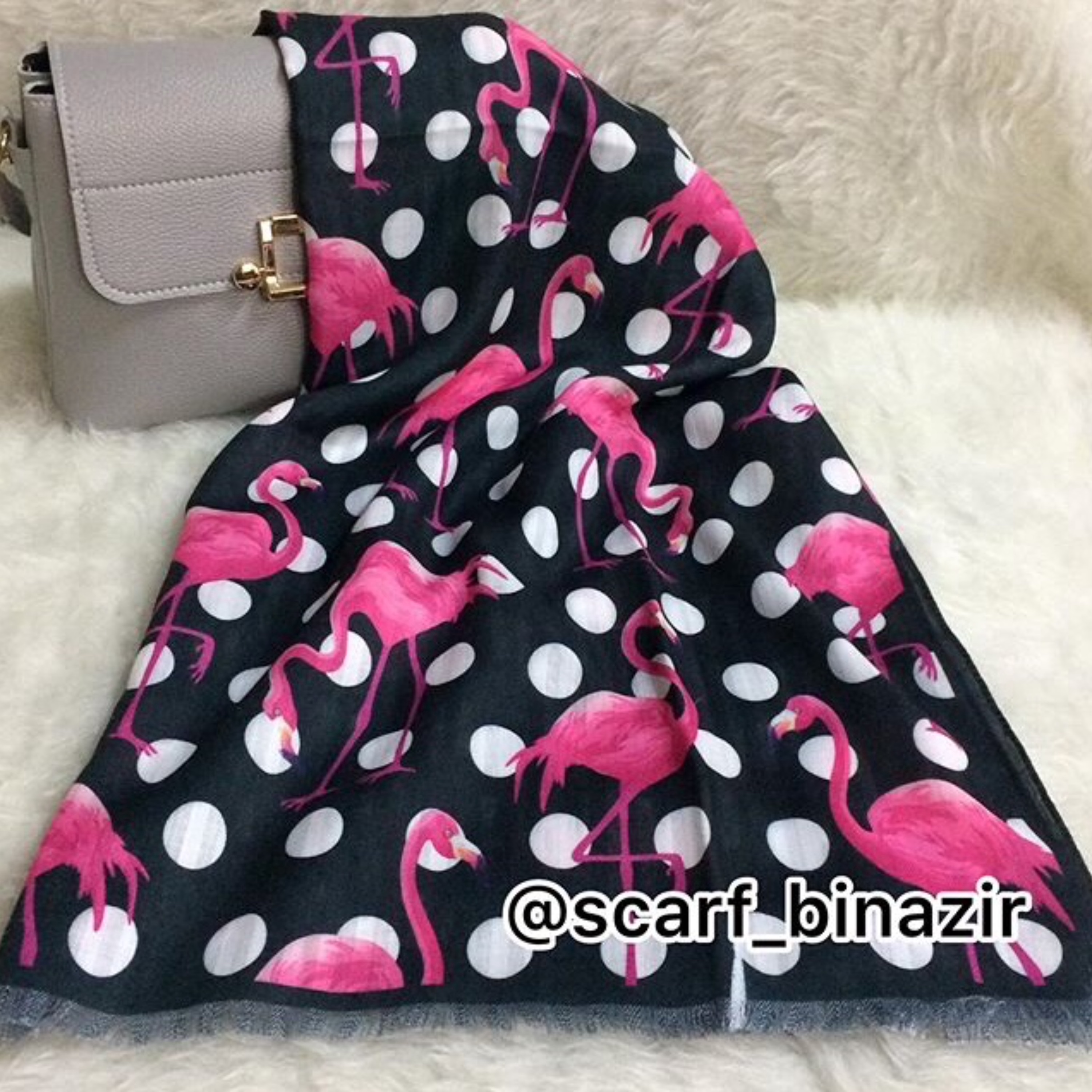 شال نخی طرح فلامینگو
