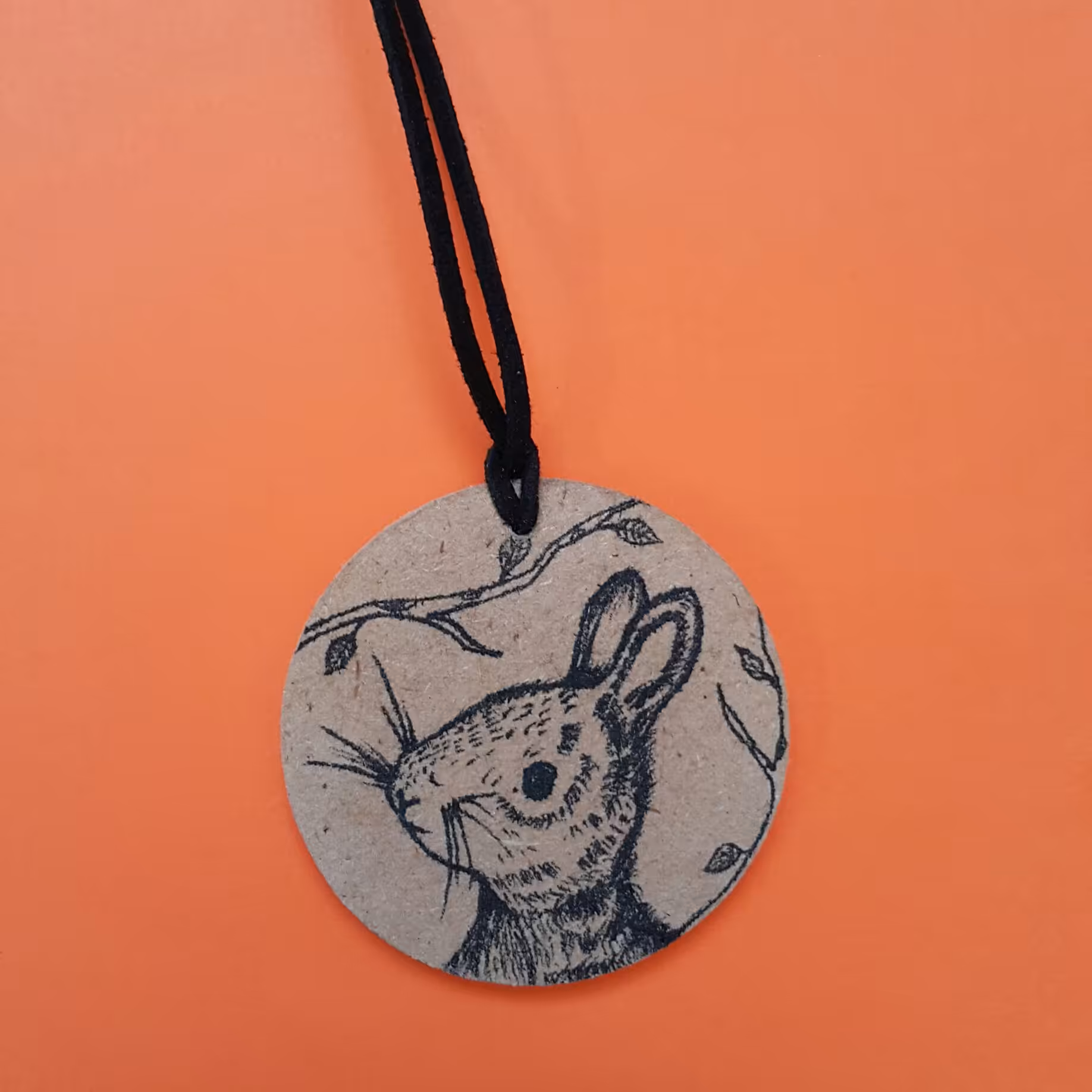 گردنبند طراحی